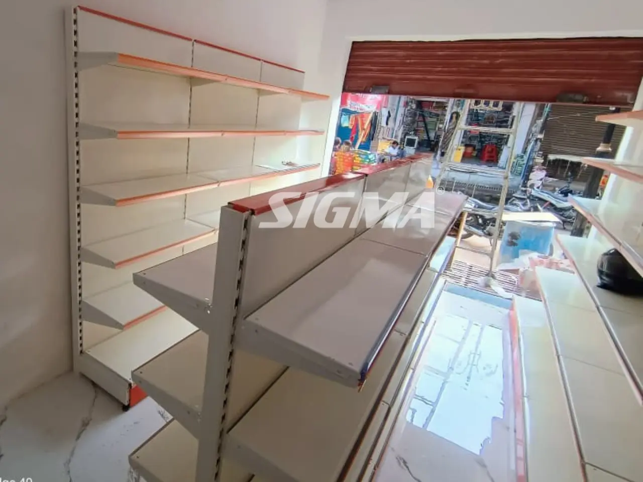 582987498_premium display racks Installation Auraiya3.webp